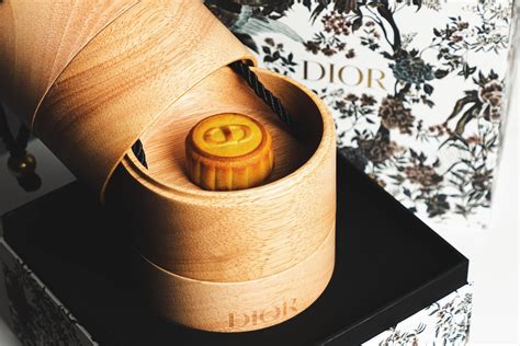 burberry mooncakes|luxury mooncake brands.